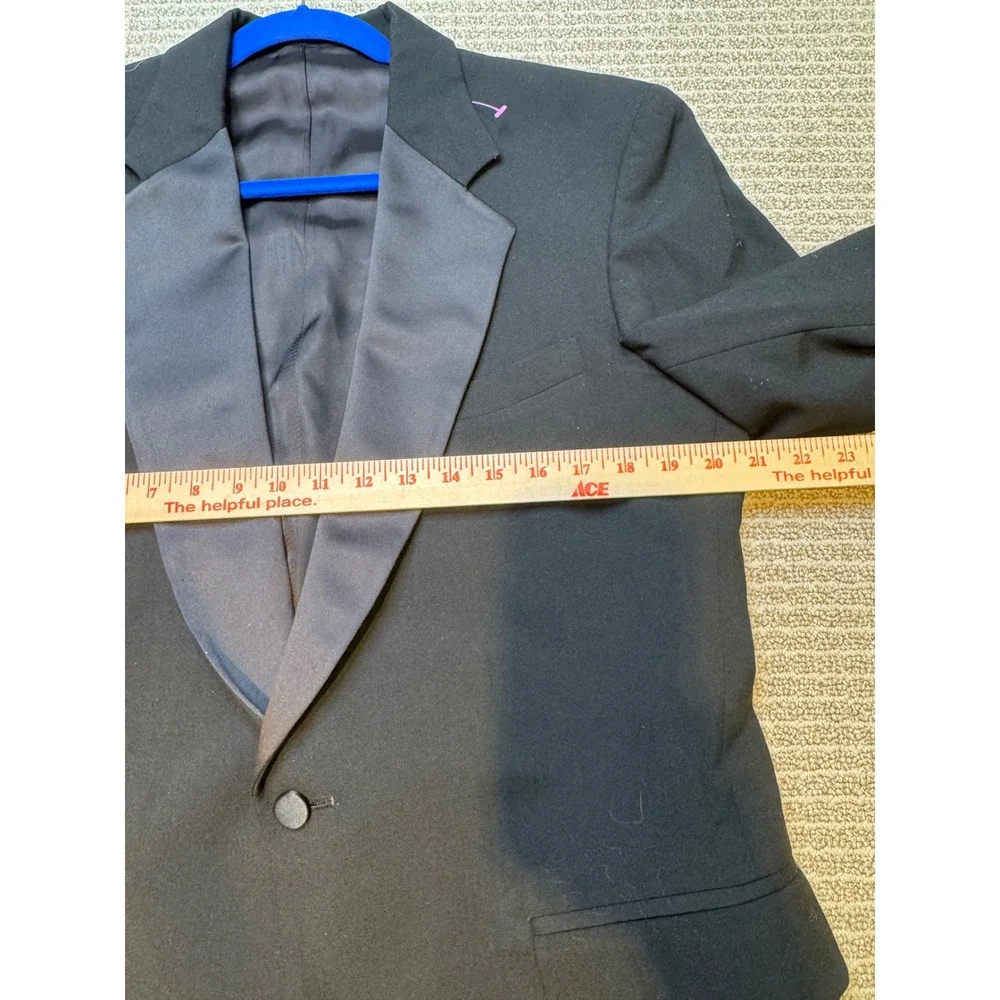 Gorsart Co. New York classic tuxedo